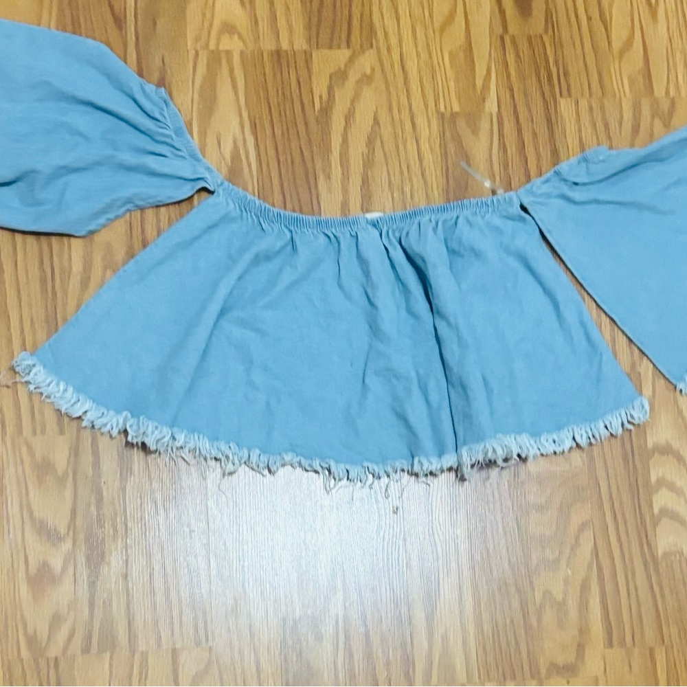 Off shoulder denim top